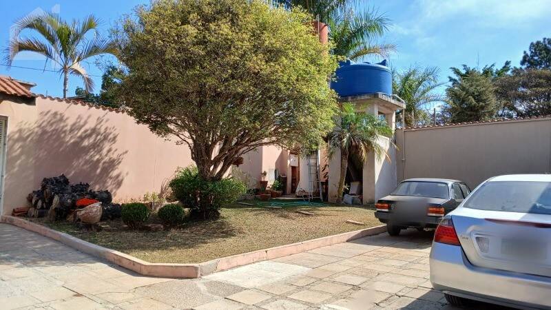 Casa, 4 quartos, 315 m² - Foto 2