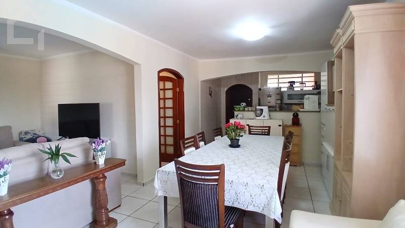 Casa, 4 quartos, 315 m² - Foto 11