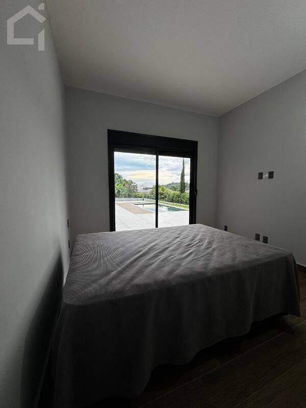 Casa, 4 quartos, 245 m² - Foto 7