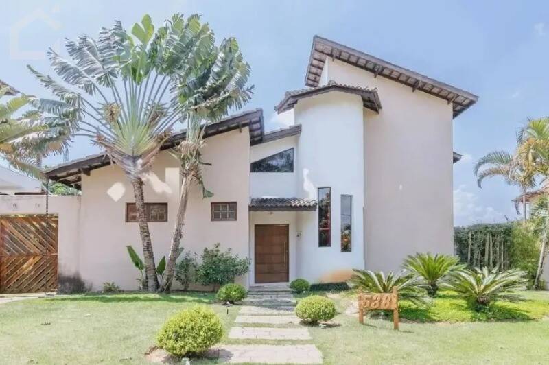 Casa, 3 quartos, 247 m² - Foto 2