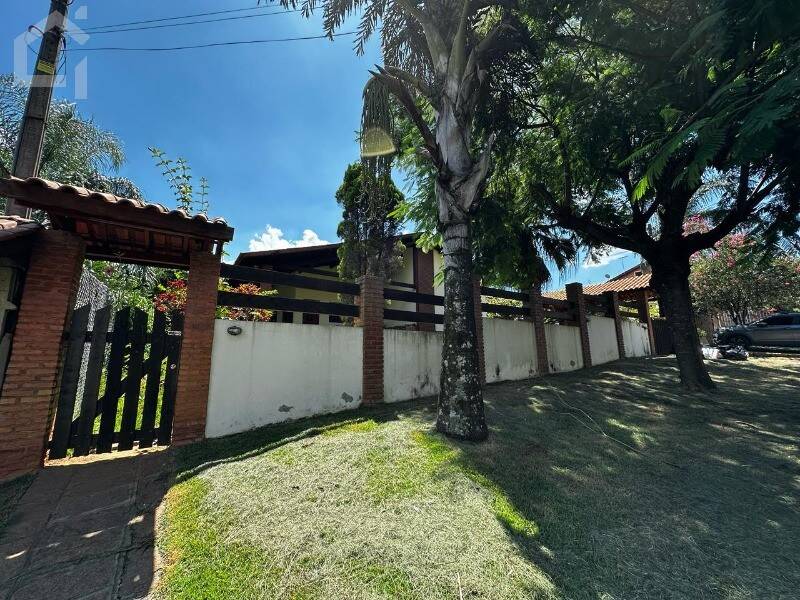 Casa, 5 quartos, 331 m² - Foto 3