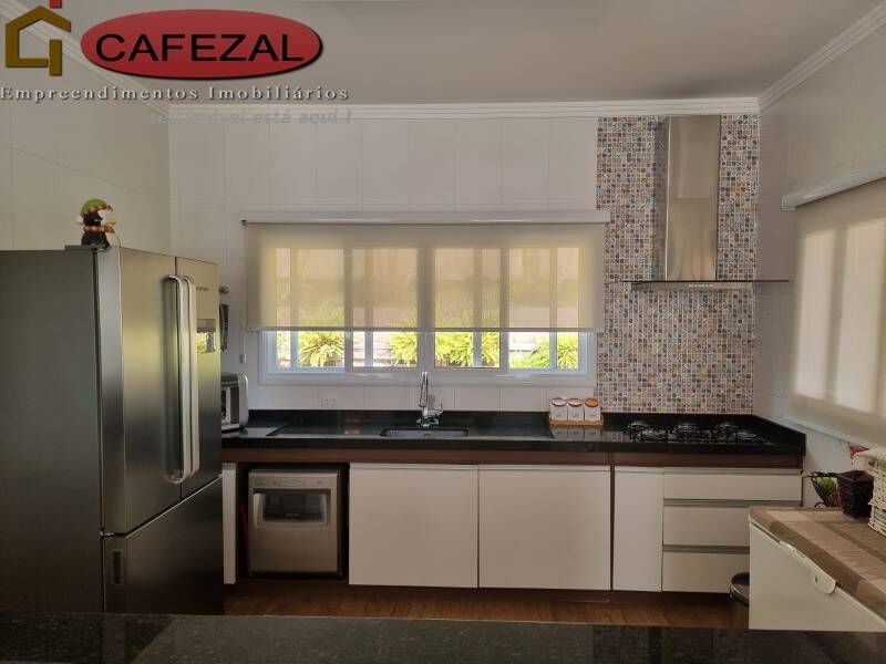 Casa, 4 quartos, 289 m² - Foto 26