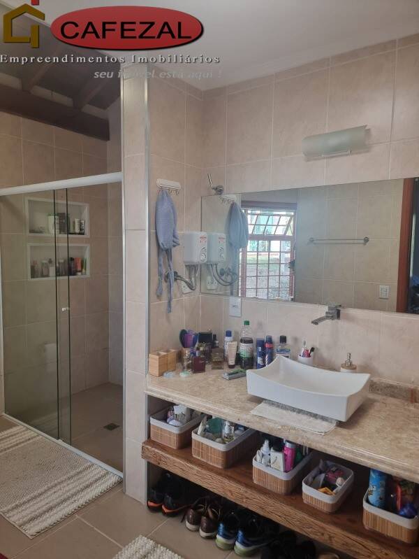 Casa, 2 quartos, 257 m² - Foto 35