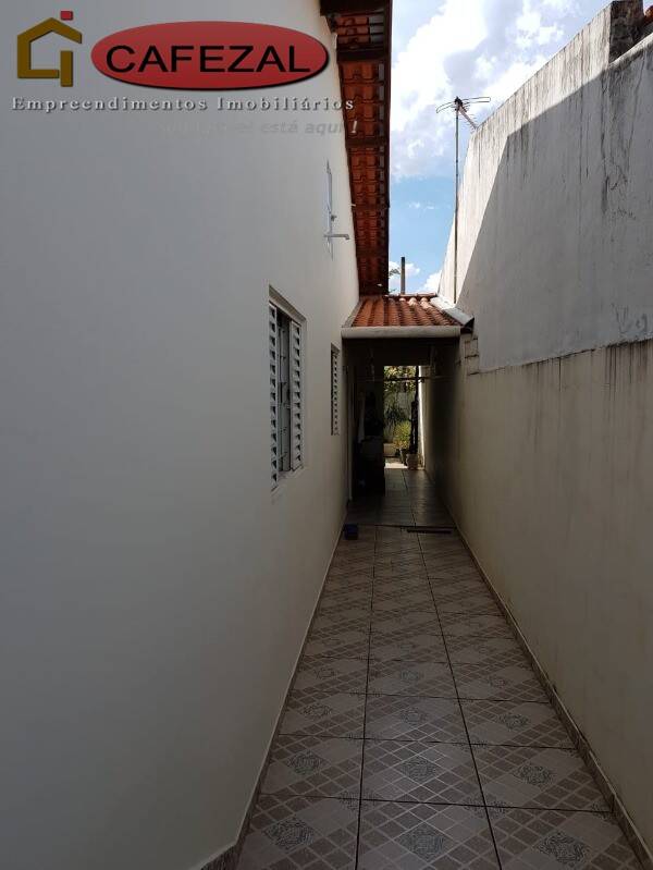 Casa, 3 quartos, 140 m² - Foto 2