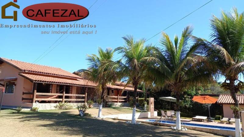 Casa, 4 quartos, 327 m² - Foto 2
