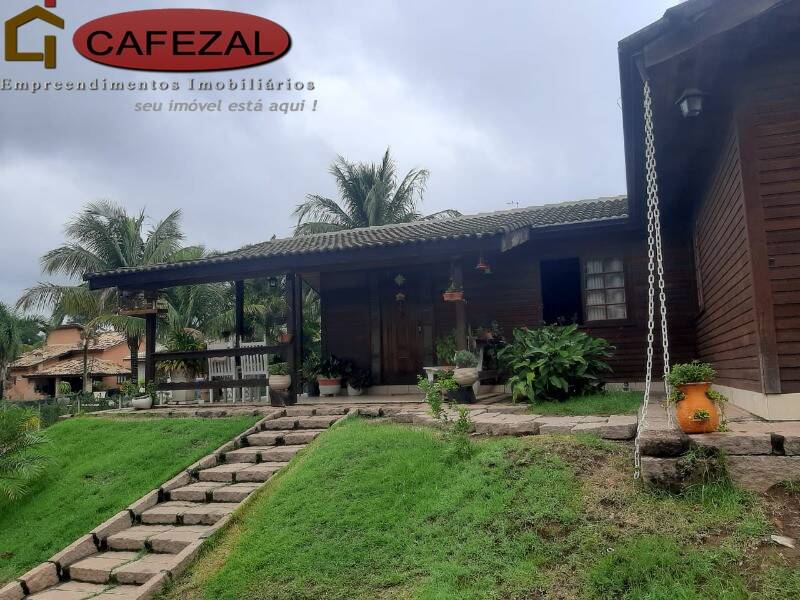 Casa, 4 quartos, 247 m² - Foto 1