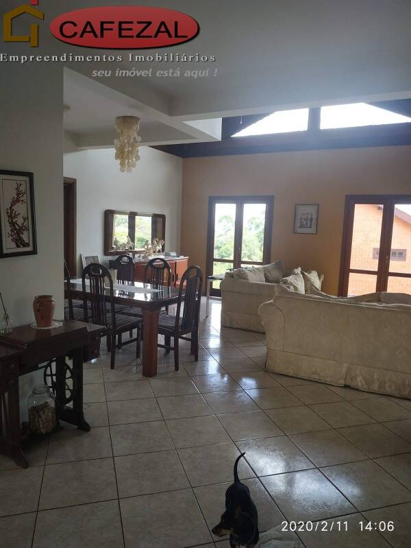 Casa, 5 quartos, 430 m² - Foto 4