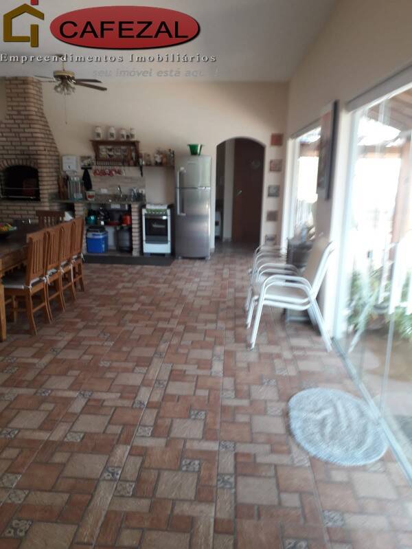 Casa, 4 quartos, 280 m² - Foto 24