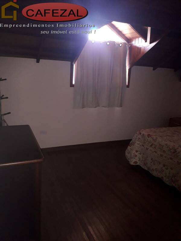 Casa, 4 quartos, 280 m² - Foto 52