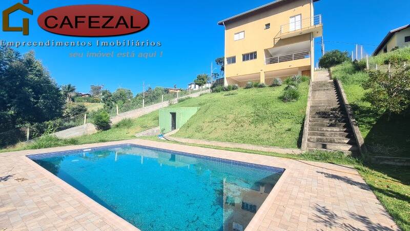 Casa, 4 quartos, 303 m² - Foto 1