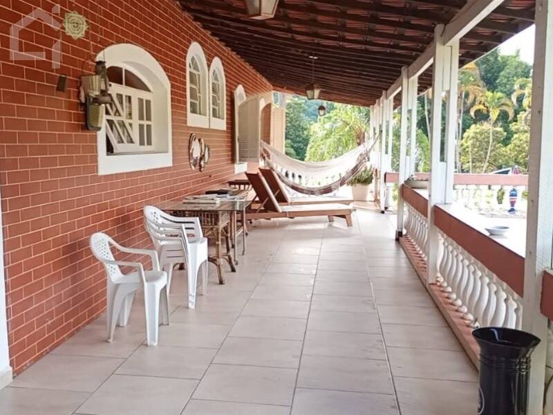 Casa, 5 quartos, 282 m² - Foto 1
