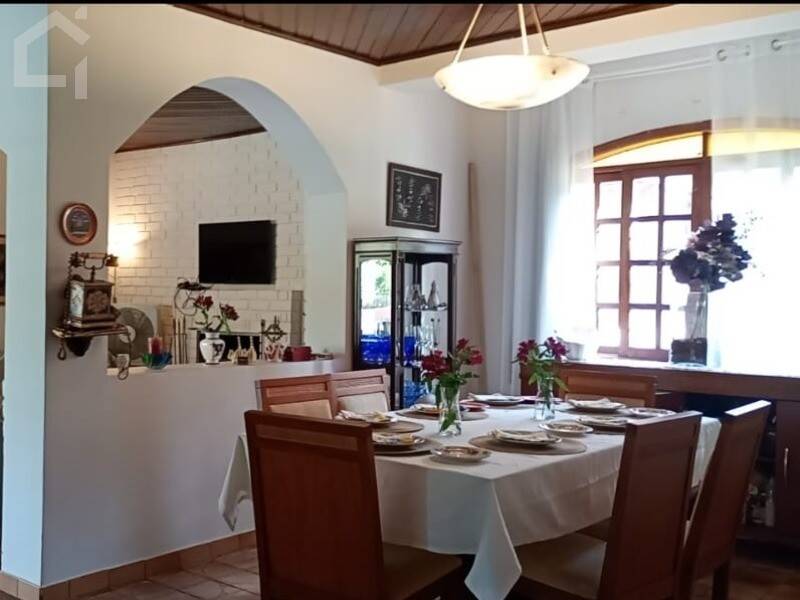 Casa, 5 quartos, 282 m² - Foto 4