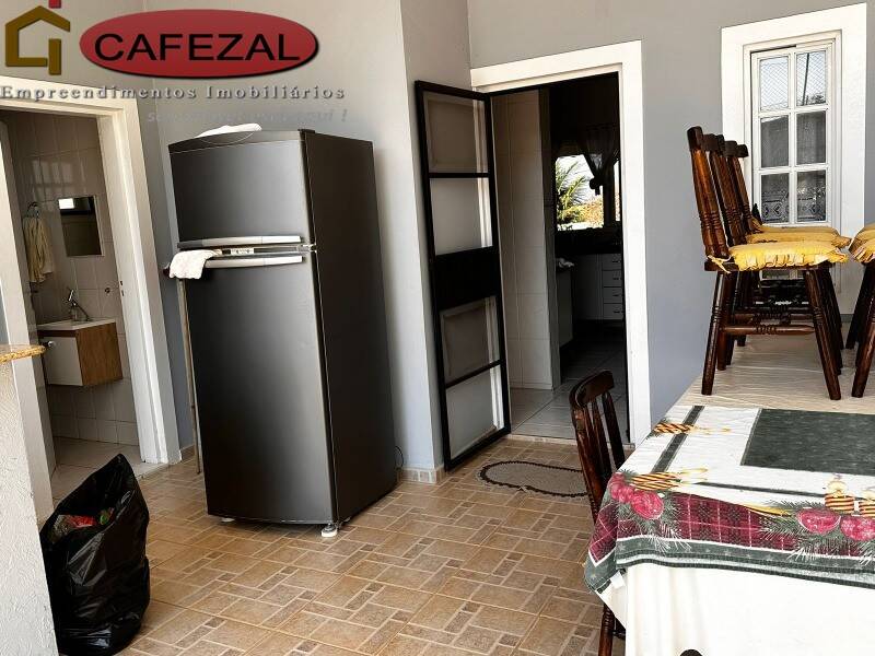 Casa, 3 quartos, 275 m² - Foto 15