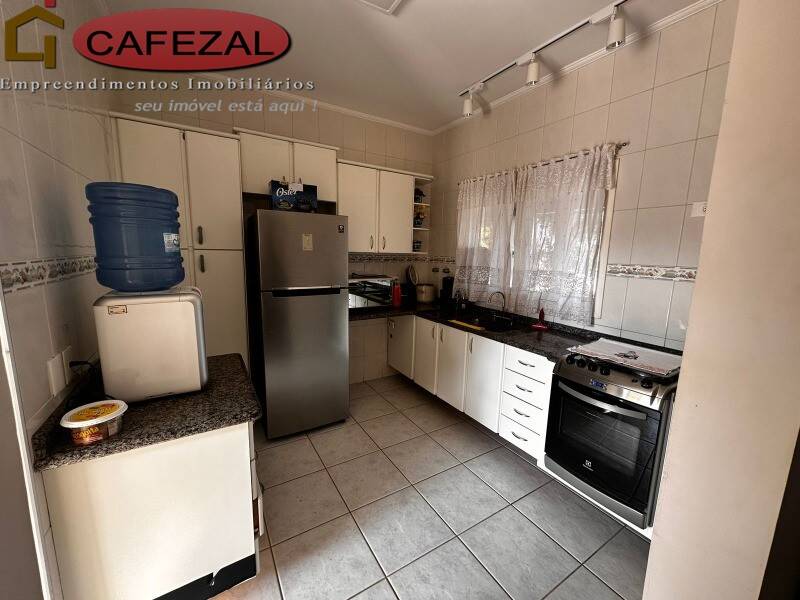 Casa, 3 quartos, 275 m² - Foto 18