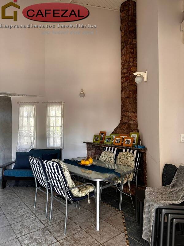 Casa, 3 quartos, 275 m² - Foto 24