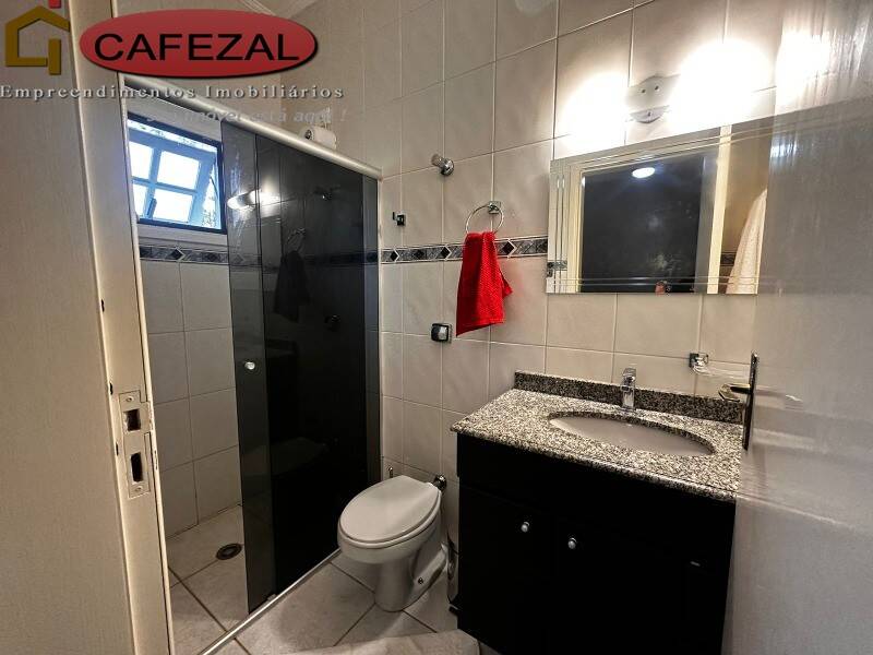 Casa, 3 quartos, 275 m² - Foto 29