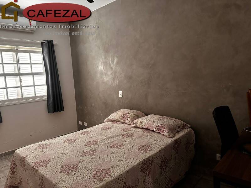 Casa, 3 quartos, 275 m² - Foto 32