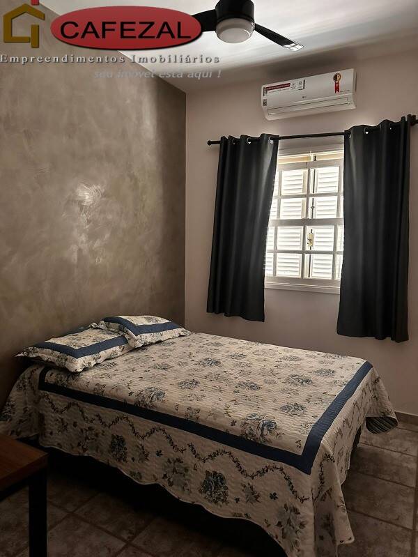 Casa, 3 quartos, 275 m² - Foto 34