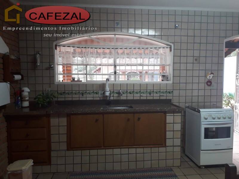 Casa, 3 quartos, 450 m² - Foto 10
