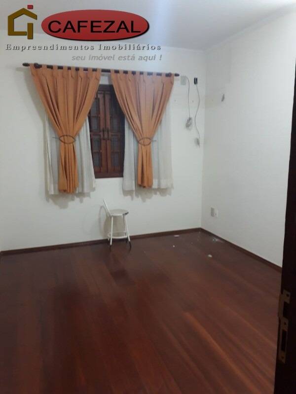 Casa, 4 quartos, 350 m² - Foto 9