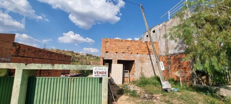 Casa, 3 quartos, 100 m² - Foto 1