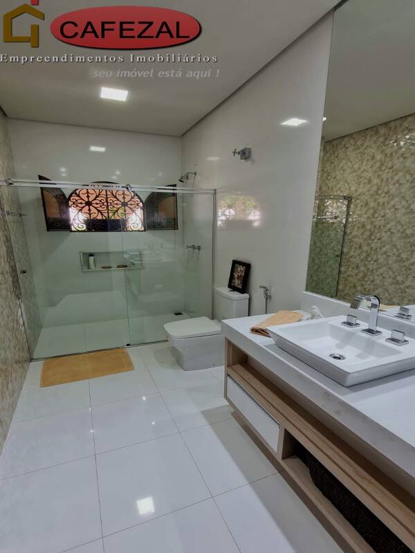 Casa, 4 quartos, 475 m² - Foto 35