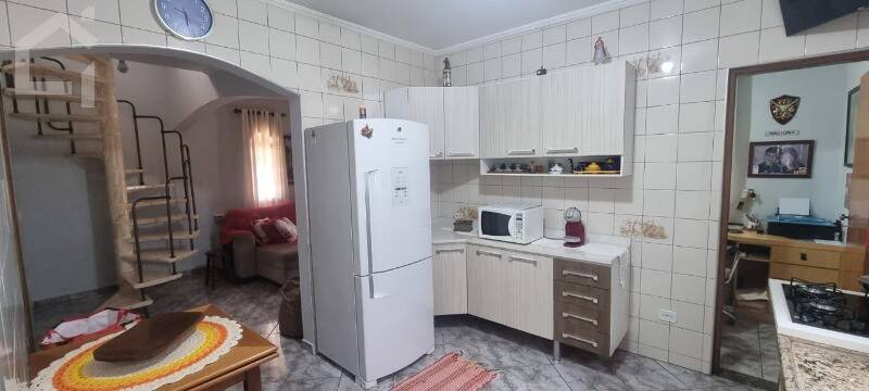 Casa, 4 quartos, 252 m² - Foto 22