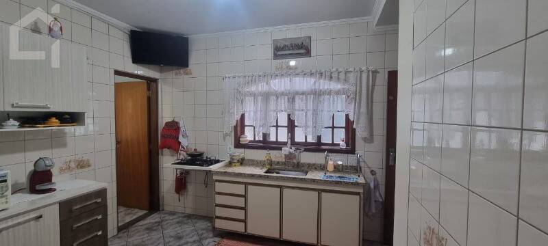 Casa, 4 quartos, 252 m² - Foto 26