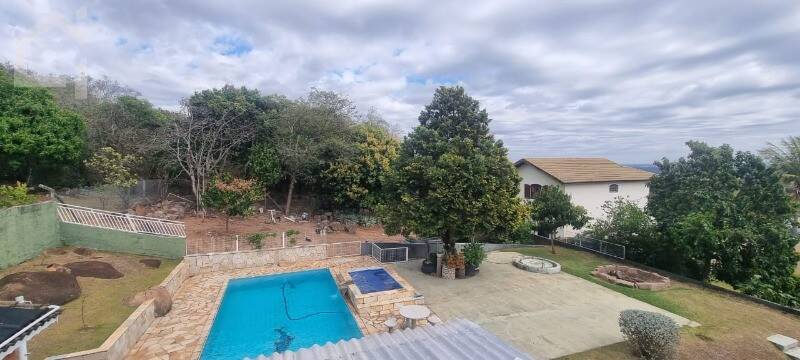 Casa, 4 quartos, 252 m² - Foto 40