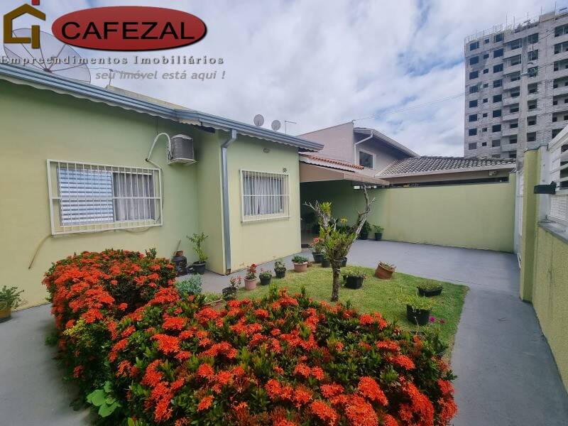 Casa, 3 quartos, 98 m² - Foto 1