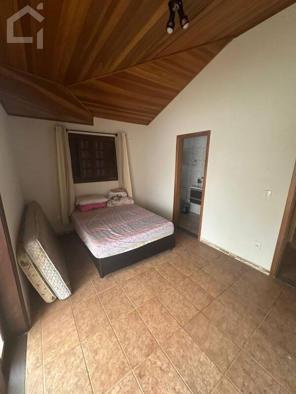 Casa, 3 quartos, 220 m² - Foto 11