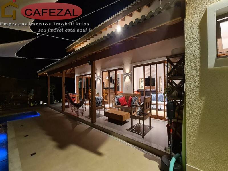 Casa, 4 quartos, 216 m² - Foto 4