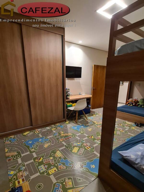 Casa, 4 quartos, 216 m² - Foto 24