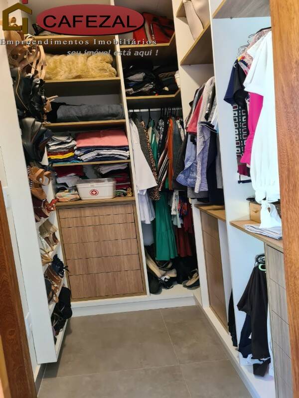 Casa, 4 quartos, 216 m² - Foto 31