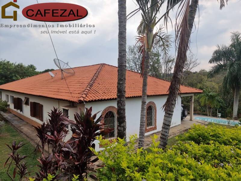 Casa, 3 quartos, 325 m² - Foto 1
