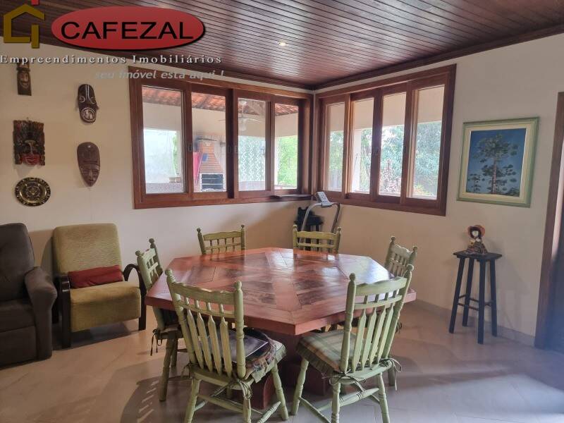 Casa, 3 quartos, 325 m² - Foto 24