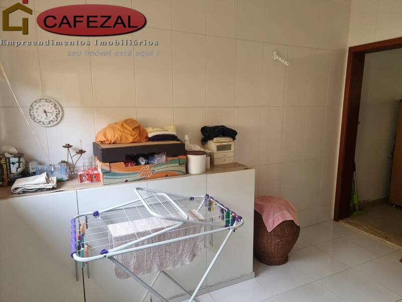 Casa, 3 quartos, 325 m² - Foto 27