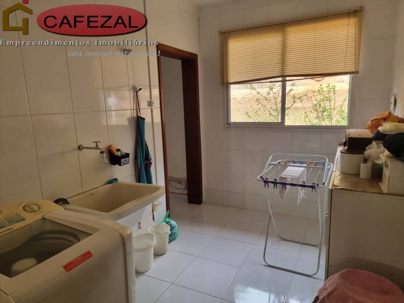 Casa, 3 quartos, 325 m² - Foto 28