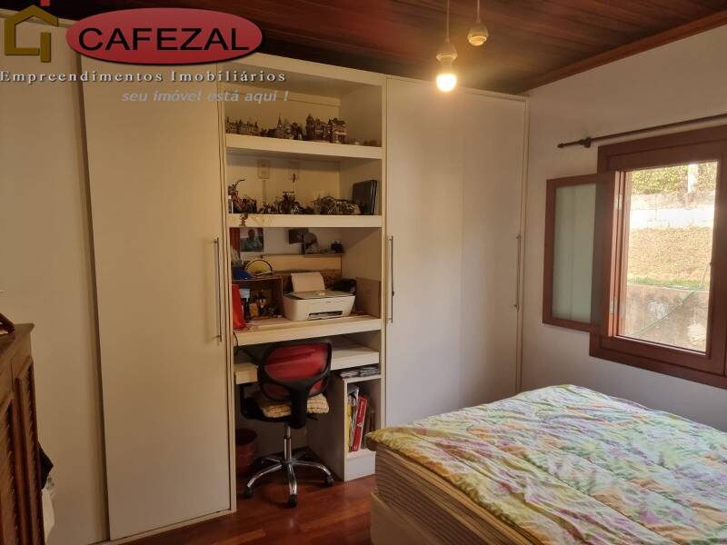 Casa, 3 quartos, 325 m² - Foto 38