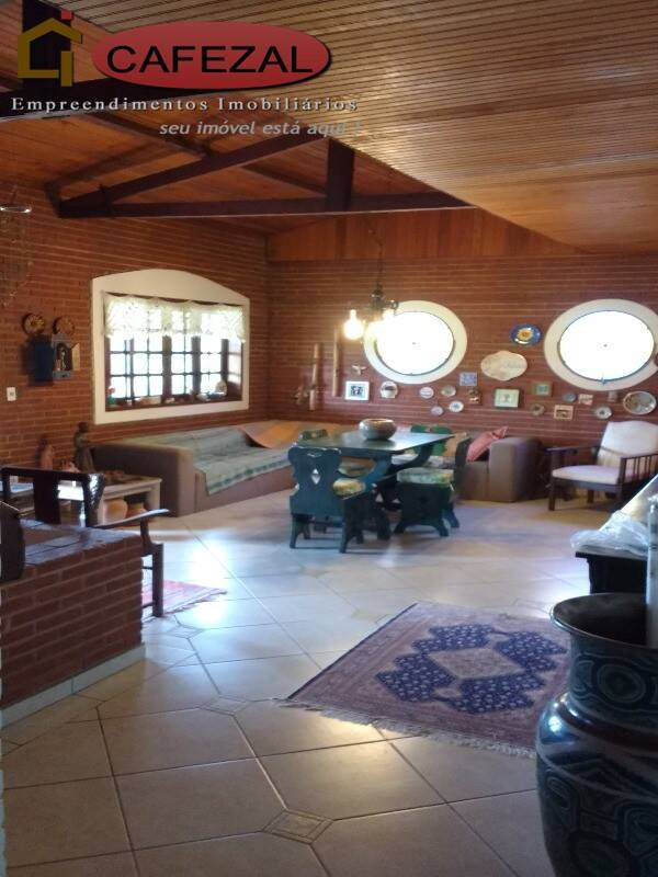 Casa, 3 quartos, 284 m² - Foto 4