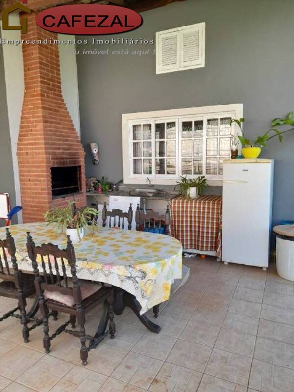 Casa, 3 quartos, 205 m² - Foto 9
