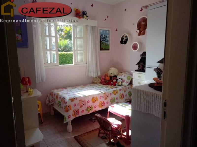 Casa, 3 quartos, 205 m² - Foto 19