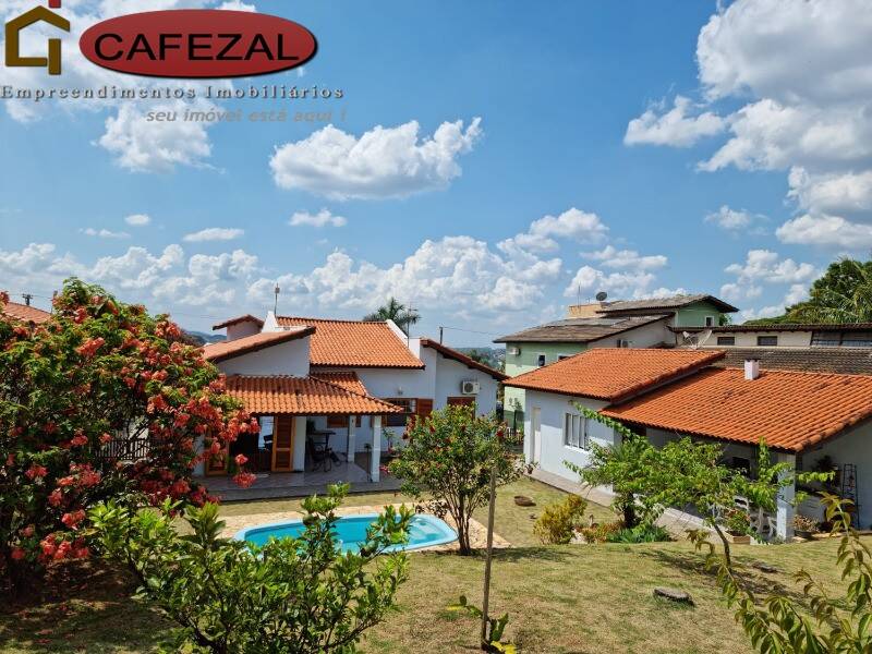 Casa, 3 quartos, 280 m² - Foto 1