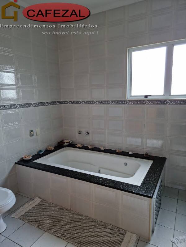 Casa, 3 quartos, 280 m² - Foto 36
