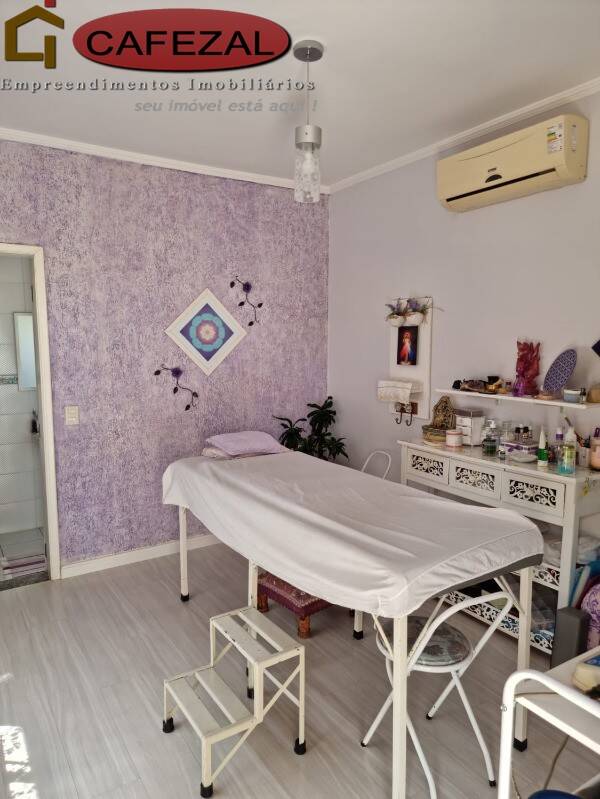 Casa, 3 quartos, 280 m² - Foto 41