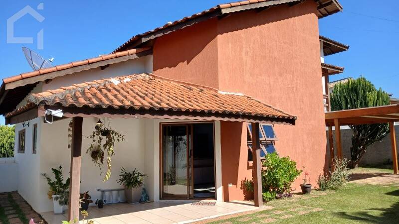 Casa, 4 quartos, 271 m² - Foto 2