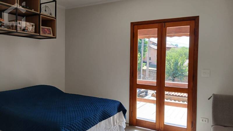 Casa, 4 quartos, 271 m² - Foto 23