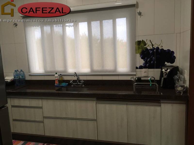 Casa, 3 quartos, 287 m² - Foto 10