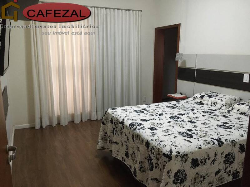 Casa, 3 quartos, 287 m² - Foto 13