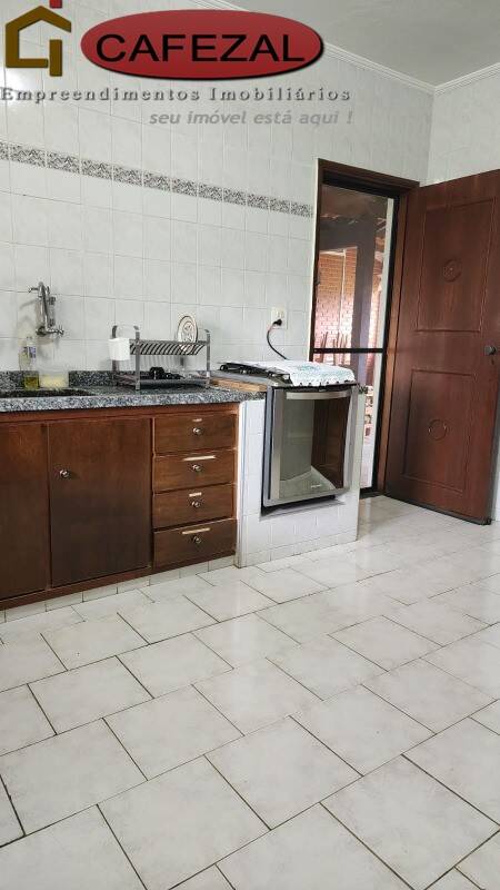 Casa, 4 quartos, 363 m² - Foto 28